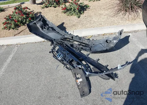 2021 Honda Accord Lx z USA, uszkodzony, nr VIN 1HGCV1F17MA120416